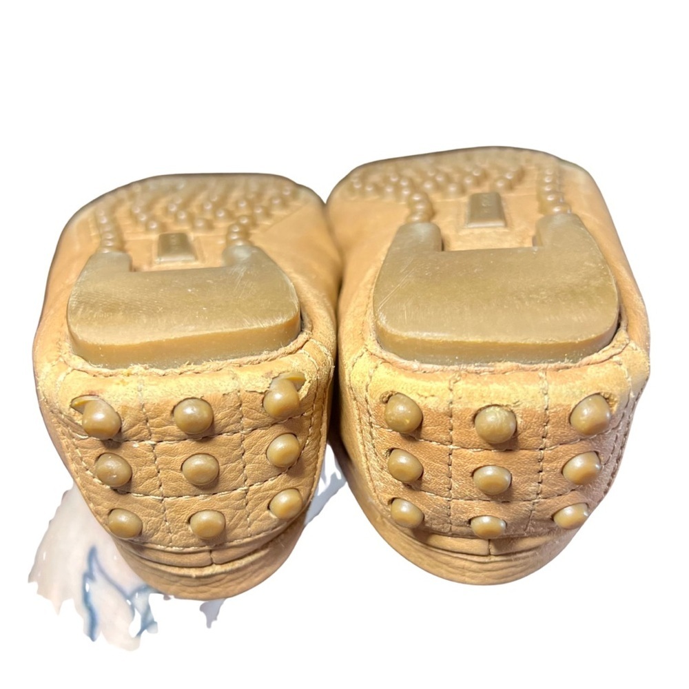 Tory Burch Tan Leather Logo Driving Loafers | Size 8.5M | Gold Hardware - Picture 8 of 10